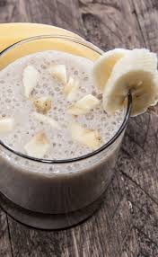 Recette Smoothie A La Banane Et Au Miel 750g Recette Smoothie Recette Smoothie A La Banane Recette