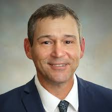 Daniel Elwell's Instagram, Twitter & Facebook