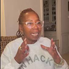 The softer we are as women the stronger men get to be as men. Visit:  https://www.ivisd.org/rites-of-passage-2023 #iyanla #iyanlavanzant #man  #men #women #relationships #strong #strength #better