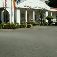 Suasana perkarangan mahkamah majistret bachok di kelantan 'menyaksikan' seorang lelaki yang dipercayai. Photos At Mahkamah Majistret Kuala Kubu Baru Courthouse In Kuala Kubu Bahru
