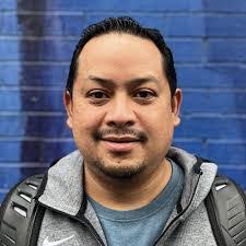 Meredith Stauffer's Instagram, Twitter & Facebook