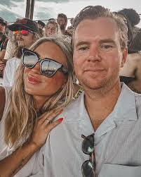 Robert Shinall's Instagram, Twitter & Facebook