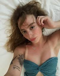 grace davis (@gracedavvis) · Instagram 照片和视频