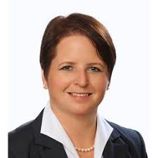 It operates through the following segments: Kathrin Stissen Gruppenleitung Risikoanalyse Firmenkunden Bks Bank Ag Xing