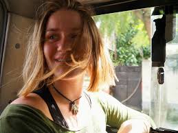 Aloricans? How do you all feel about the hours being reduced to 32 per  week? & no full time hrs until August?🥴