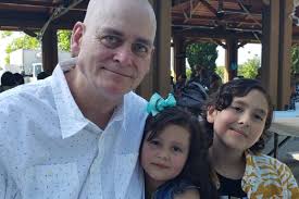 Kenneth Sandstol's Instagram, Twitter & Facebook