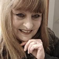 Michelle Reavis's Instagram, Twitter & Facebook