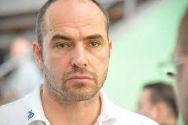 Having heard about this great loss, the family of this individual is passing through pains, mourning the unexpected passing of their beloved. Benedek Tibor Visszavonul A Vizilabdatol