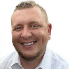 Bart Poole's Instagram, Twitter & Facebook