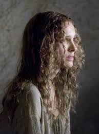Başarılı filmleri ile birçok en iyi kadın elinde hiçbir şeyi olmayan novalee, gizli bir şekilde markette çalışmaya başlar. Pin By Melanya Poghosyan On Goya S Ghosts Natalie Portman Margaery Tyrell Natalie