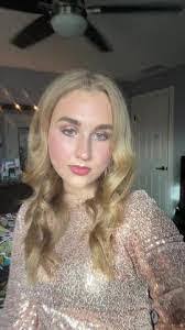 Katrina Ewing's Instagram, Twitter & Facebook