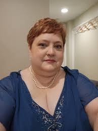 Pregnant sports medicine doctor works sideline coverage