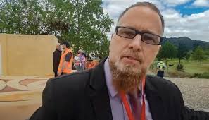 Pharmacist investigated over complaints about spreading COVID  misinformation