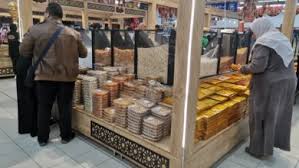 Kuwaiti Fashionista Fatima Al-Mumin Sparks Controversy with Snapchat Post  from Behind Bars