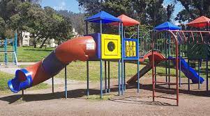 Con estos sencillos juegos de lenguaje para niños de primaria, el niño mejorará la gramática sin darse cuenta. En El Parque Ingles Hay Juegos Rotos Ultimas Noticias