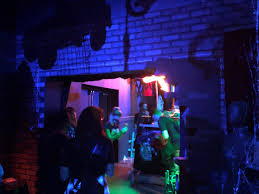 We even shop at the same store. Photos Video Incredibly Detailed New Beetlejuice Room And Horrific Snacks Debut At The Halloween Horror Nights Tribute Store In Universal Studios Florida Wdw News Today