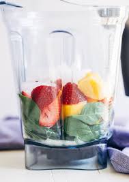 Strawberry Mango Spinach Smoothie Making Thyme For Health Recipe Mango Spinach Smoothie Spinach Smoothie Smoothie Recipes