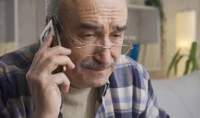 Babai thotë se pishmani i tij në jetë ishte që bëri fëmijë :"Kanë kaluar 9  vjet që kur kam dëgjuar prej tyre, isha thjesht një bankomat"