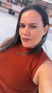 Venganza De La Señorita Ocultada De Identidad Amanda Y Camila