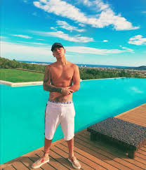 He began his professional career at the age of 13. Club De Fans De Kevin Roldan En Mexico Photos Facebook