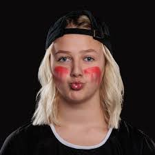 Whitney Motley's Instagram, Twitter & Facebook