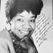 Carolyn Spraggins's Instagram, Twitter & Facebook