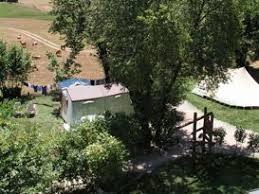 Een Rustige Camping In De Lot Camping Chambres D Hotes Les Teuilleres Camping Vakantie Frankrijk