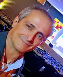 Amazon.com.mx: Julio César Barbosa: libros, biografía, última actualización