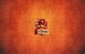 We have a massive amount of desktop and mobile backgrounds. Wallpaper Gryffindor Harry Potter Garry Potter Gryffindor Images For Desktop Section Minimalizm Download