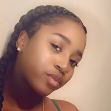 Mackenzie Carson (@MackenzieJ_)