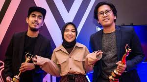 Music lagu terbaru november 2019 100% free! Fatimah Az Zahra Lagu Terbaru Kolaborasi Sabyan Dengan Hanin Dhiya Seleb Tempo Co
