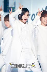Самые новые твиты от jeonghan_seventeen (@jeonghan_svntn): Seventeen Jeonghan Named Once In A Millennium Idol By Netizens Daily K Pop News Latest K Pop News