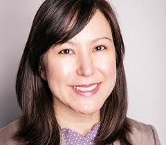 Elizabeth Carden's Instagram, Twitter & Facebook