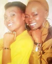 Chaiil see big family like eee Judy Austin why.