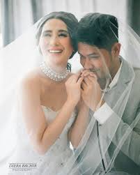 524 likes · 1 talking about this. 12 Pose Foto Prewed Artis Yang Paling Simpel Mudah Untuk Ditiru