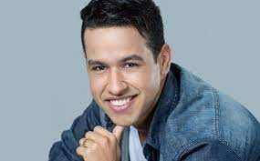 La muerte del cantante martín elías díaz enlutó al mundo musical, miles de personas se han ido agolpando en el parque de la leyenda vallenata para despedir a uno de los representantes de la 'nueva ola' del vallenato. Martinelias Colombia Llora La Muerte Del Cantante Vallenato Martin Elias Diaz Acosta Quien Fallecio Este Viernes Tras Sufrir Una Serie De Infartos En La Clini