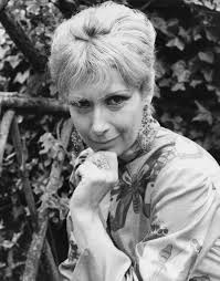 Miriam KARLIN : Biography and movies