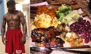 Adrien ab broner is on facebook. Floyd Mayweather Invites Adrien Broner To His House For Feast Cooked By Chef Q And Each Plate Costs A Minimum Of 1 000 Daily Mail Online