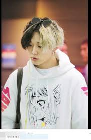 Bobby Of Ikon Being Condemned For Wearing Raunchy Hoodie In Airport Kpopmap Ikon Ikon Kpop Bobby