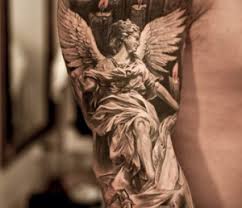 Il titolo arcangelo, che significa capo degli angeli, è usato solo in due versetti della. Tatuaggi Angelo Simbolismo Tipi E Consigli Tuttotattoo Com