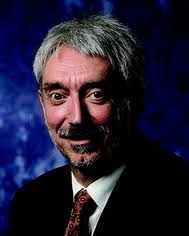 On the way to biomimetic dye aggregate solar cells