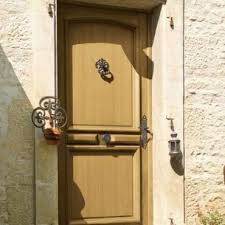 Découvrez nos portes d'entrée en aluminium et faites le choix de l'isolation, de la sécurité mais aussi de l'esthétique avec ces portes qui s'adaptent à tous les styles. Portes D Entree Bois Marseille Pennes Mirabeau Toulon