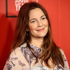 Cheryl Born's Instagram, Twitter & Facebook