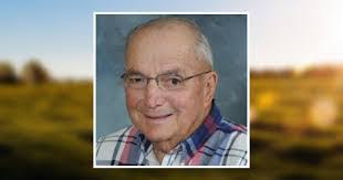 Justin Loeffler's Instagram, Twitter & Facebook