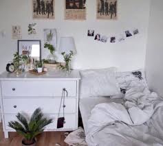 Aesthetic Black And White Room With Plants White Aesthetic Room Plants Google Search Easy Diy Room Decor Aesthetic Bedroom Aesthetic Room Decor