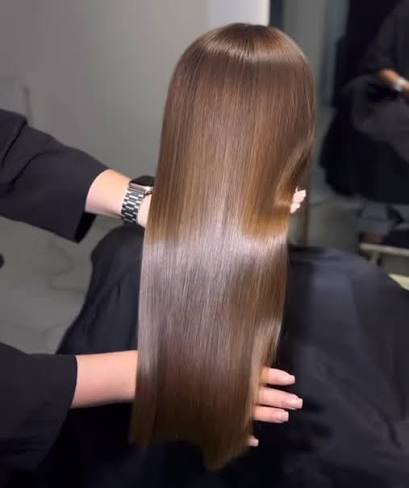 Glass-Like Straight Hair