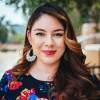 Nancy Nieblas's Instagram, Twitter & Facebook