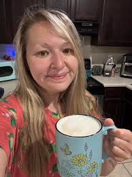 Good morning friends! My husband is off work for a few days and we have  been enjoying our time at home together! We've been resting, relaxing, and  getting a few household chores