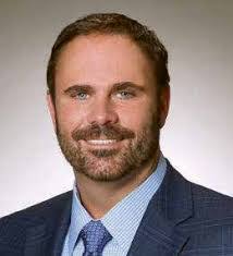 Taylor Houk's Instagram, Twitter & Facebook