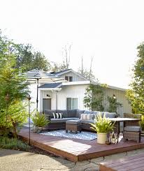 Explore the beautiful backyard landscaping photo gallery and find out exactly why houzz is the best experience for home renovation and design. Beautifully Affordable Outdoor Patio Furniture